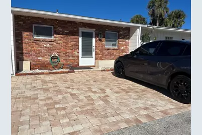 701 Saint Judes Drive S #3, Longboat Key, FL 34228 - Photo 2