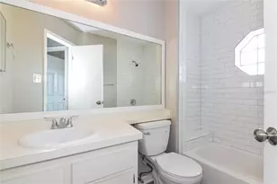 13210 Silvercreek Dr, Riverview, FL 33569 - Photo 12