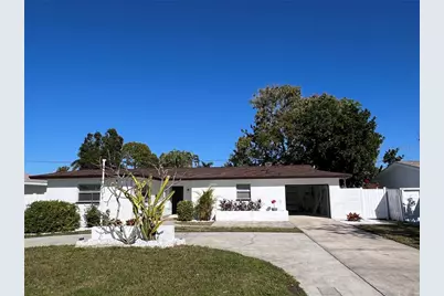 2502 Tropical Shores Drive SE, Saint Petersburg, FL 33705 - Photo 6