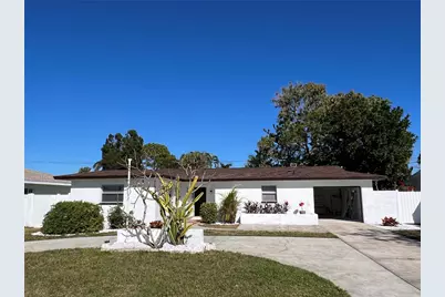 2502 Tropical Shores Drive SE, Saint Petersburg, FL 33705 - Photo 4