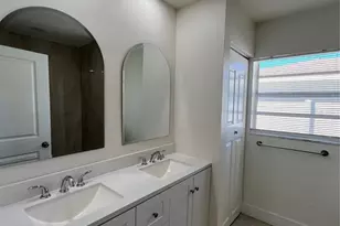 2502 Tropical Shores Dr SE, Saint Petersburg, FL 33705 - Photo 24