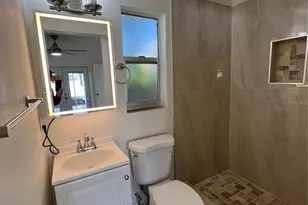 2502 Tropical Shores Dr SE, Saint Petersburg, FL 33705 - Photo 16