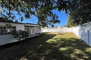 2502 Tropical Shores Dr SE, Saint Petersburg, FL 33705 - Photo 38