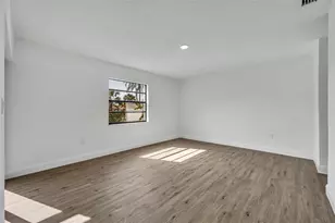 4522 Marine Pkwy, New Port Richey, FL 34652 - Photo 16