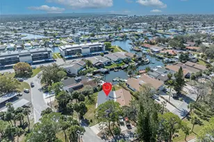 4522 Marine Pkwy, New Port Richey, FL 34652 - Photo 30