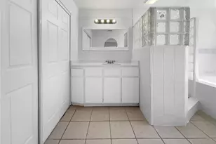 510 Margarita Ave, North Port, FL 34287 - Photo 22