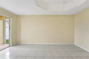 1067 NW 135th Ct, Miami, FL 33182 - Photo 10