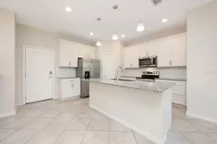 5626 Wooden Pine Dr, Orlando, FL 32829 - Photo 10