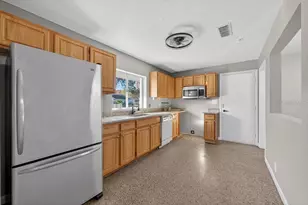 3015 Stella Maria Pl, Orlando, FL 32827 - Photo 10