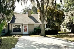 1410 Plymouth Ave, Mount Dora, FL 32757 - Photo 1