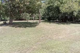 555 Oak St, Daytona Beach, FL 32114 - Photo 12