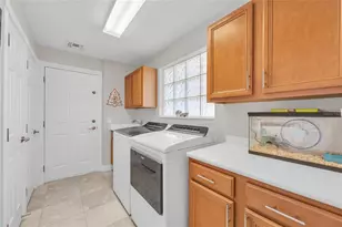 11863 Fiore Dr, Orlando, FL 32827 - Photo 24