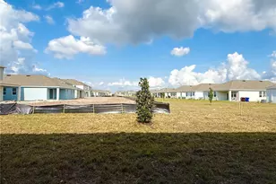 2619 Peace Of Mind Ave, Kissimmee, FL 34744 - Photo 16