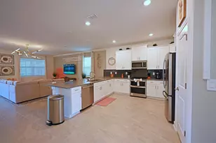 4221 Paragraph Dr, Kissimmee, FL 34746 - Photo 4