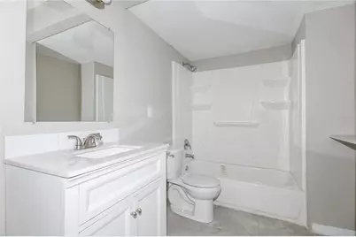 525 Braddock Street S, Saint Petersburg, FL 33707 - Photo 14