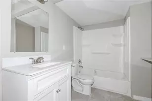 525 Braddock St S, Saint Petersburg, FL 33707 - Photo 14