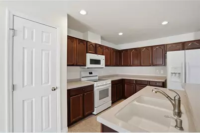 12034 Citrus Leaf Drive, Gibsonton, FL 33534 - Photo 18