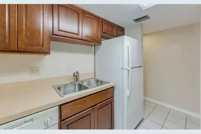 3240 S Semoran Boulevard #12, Orlando, FL 32822 - Photo 8