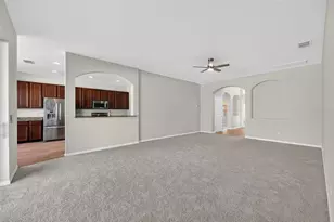 10874 Breaking Rocks Dr, Tampa, FL 33647 - Photo 10