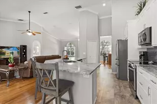 4220 Lillian Hall Ln, Orlando, FL 32812 - Photo 10