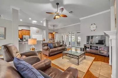 419 E Blue Water Edge Drive, Eustis, FL 32736 - Photo 4