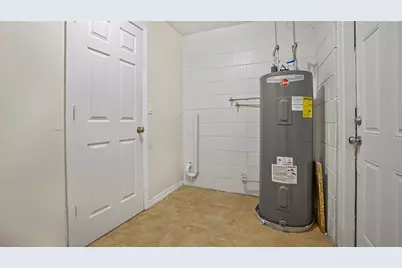 7906 Arabian Place, Orlando, FL 32818 - Photo 8