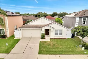 3030 Holland Dr, Orlando, FL 32825 - Photo 10