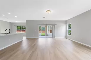 5456 Crepe Myrtle Cir, Kissimmee, FL 34758 - Photo 8