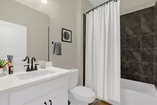 6661 Great Bear Dr, Lakeland, FL 33805 - Photo 10