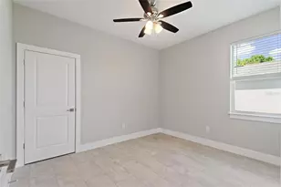 421 NE 19th Terrace, Cape Coral, FL 33909 - Photo 24