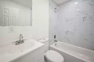 5925 Hilltop Ln W, Lakeland, FL 33809 - Photo 14