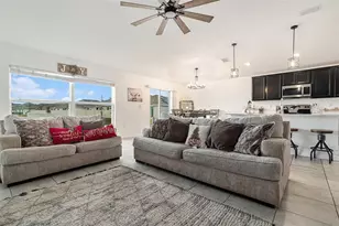 212 Pineywoods St, Saint Cloud, FL 34772 - Photo 2