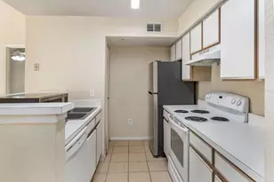 2217 Grand Cayman Ct, Kissimmee, FL 34741 - Photo 14