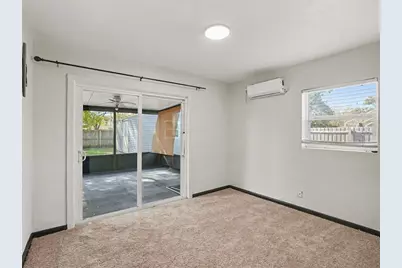 6036 Dogwood Drive, Orlando, FL 32807 - Photo 8