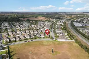 8216 Gray Kingbird Dr, Winter Garden, FL 34787 - Photo 6