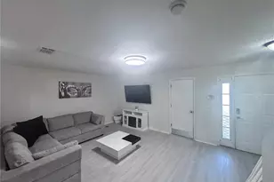 2752 Merrieweather Ln, Kissimmee, FL 34743 - Photo 10