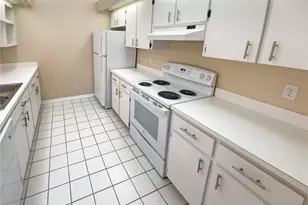 2843 Thaxton Dr, Palm Harbor, FL 34684 - Photo 8