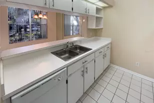 2843 Thaxton Dr, Palm Harbor, FL 34684 - Photo 10