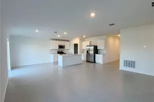 2818 Pennachio Dr, Lake Wales, FL 33853 - Photo 10