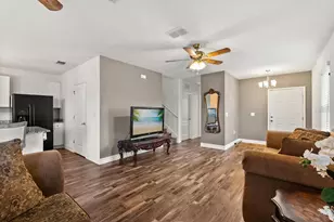 4801 Apple Blossom Ln, Saint Cloud, FL 34771 - Photo 4