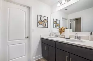 10646 Ironwood Tree Wy, San Antonio, FL 33576 - Photo 12