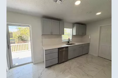 3207 Chariot Place, Orlando, FL 32818 - Photo 6