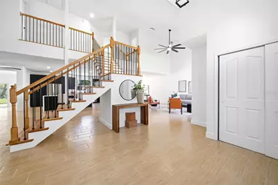 2706 Gretagreen Court, Orlando, FL 32835 - Photo 8