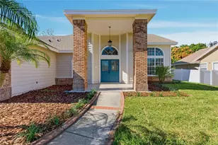 2706 Gretagreen Ct, Orlando, FL 32835 - Photo 6