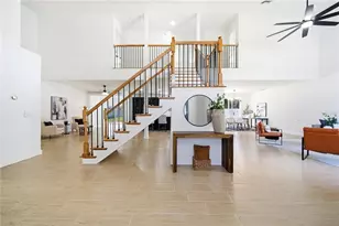 2706 Gretagreen Ct, Orlando, FL 32835 - Photo 2