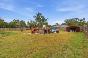 502 S Dixie Dr, Howey in the Hills, FL 34737 - Photo 34