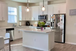 4620 Gliding Wave St, Winter Garden, FL 34787 - Photo 2