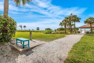 7532 Bayshore Dr, Treasure Island, FL 33706 - Photo 44