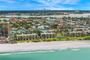 7532 Bayshore Dr, Treasure Island, FL 33706 - Photo 4