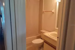 25210 Northlake Dr, Sanford, FL 32773 - Photo 12